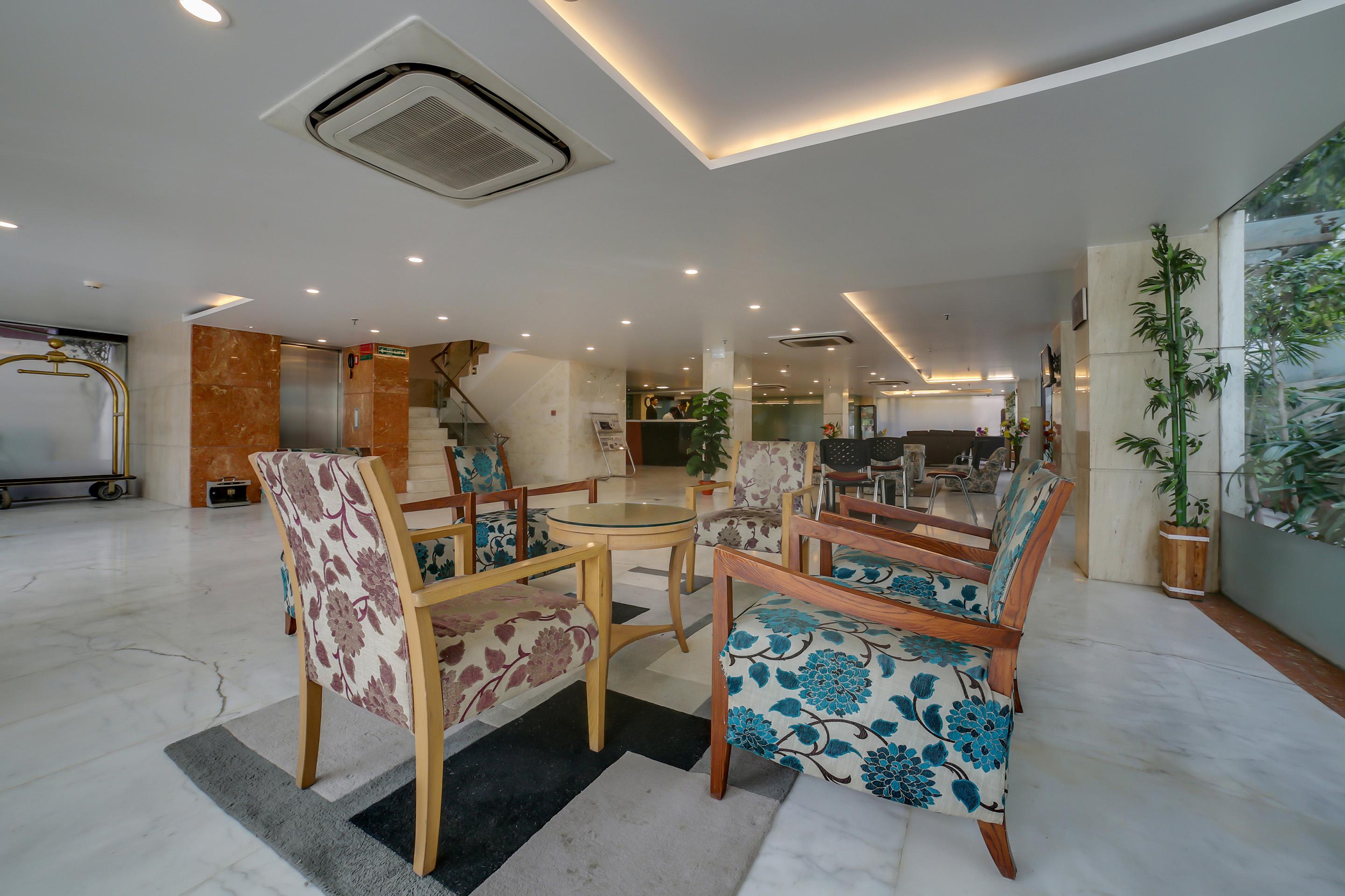 Отель Townhouse Oak Safdarjung Нью-Дели Экстерьер фото